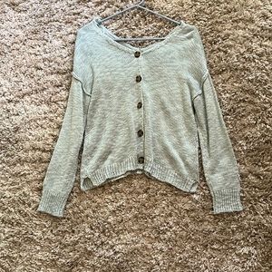 ❤️must order 2 or more items❤️ Light green sweater perfect for layering!